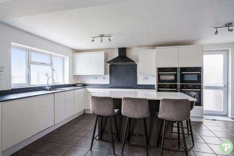 40 Elm Drive, Garsington, Oxford, OX44 9AQ