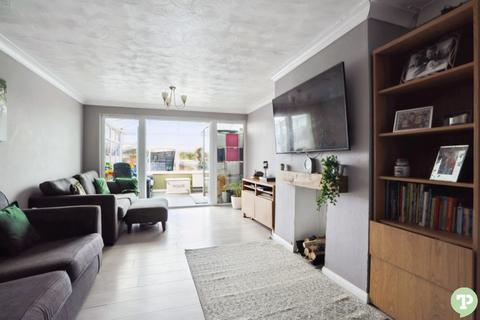40 Elm Drive, Garsington, Oxford, OX44 9AQ