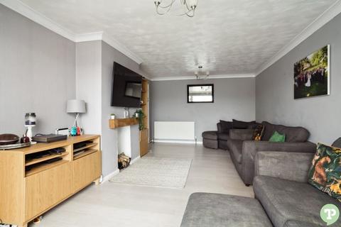 40 Elm Drive, Garsington, Oxford, OX44 9AQ