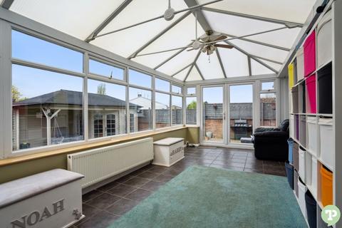 40 Elm Drive, Garsington, Oxford, OX44 9AQ