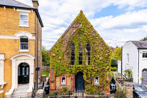 106a Vicars Moor Lane, London, N21 1BN