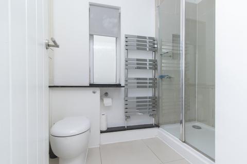 9 Dickens Walk, Broadstairs, CT10 1TX