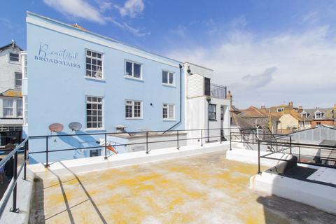 9 Dickens Walk, Broadstairs, CT10 1TX