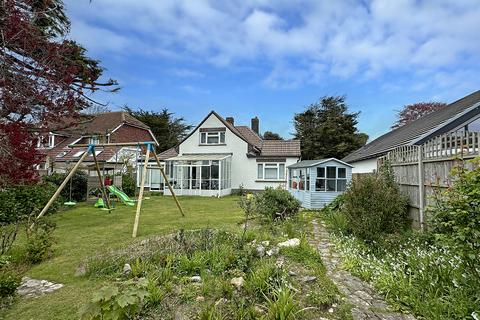 3 bedroom detached bungalow for sale, Kingsway, Craigweil Private Estate, Bognor Regis, West Sussex PO21