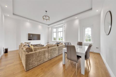 3 bedroom apartment for sale, North Gate, Prince Albert Road, St John's Wood, London, NW8