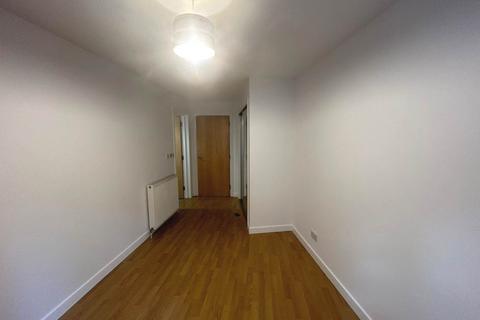 2 bedroom flat to rent, Saucel Crescent, Paisley