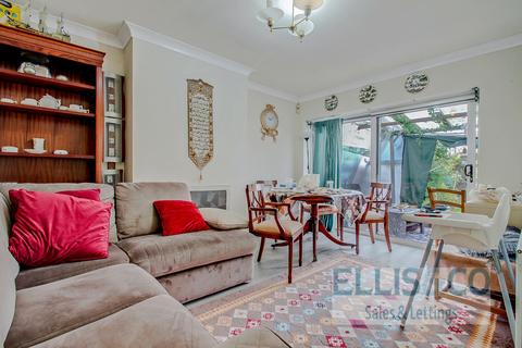 34 Daryngton Drive, Greenford, UB6 8BN