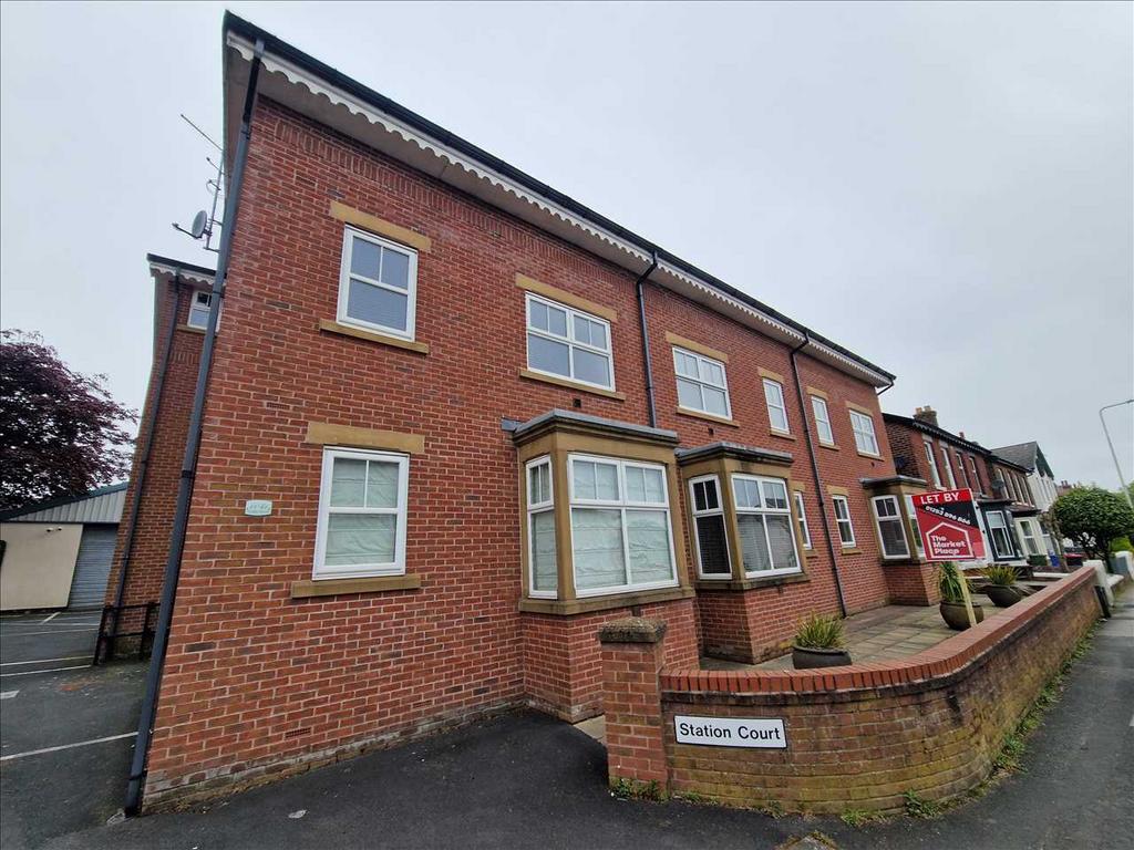 Station Court, Poulton-le-Fylde 2 bed apartment - £775 pcm (£179 pw)