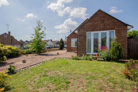 3 bedroom detached bungalow for sale, Cottage Drive, Colchester, CO2