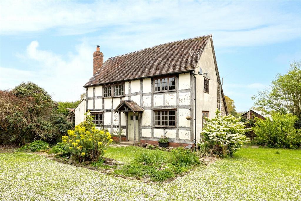 Leys Lane, Bircher, Leominster, Herefordshire, HR6 3 bed detached house
