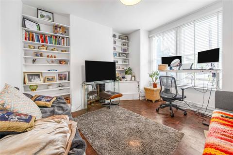 2 bedroom flat to rent, Dorothy Road, London, SW11