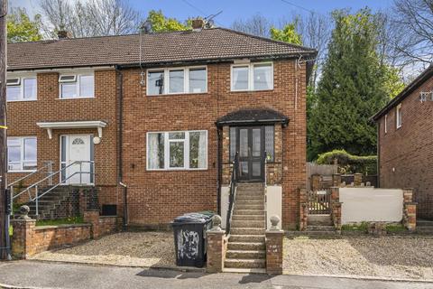 3 bedroom end of terrace house for sale, Hawthorne Road, High Wycombe