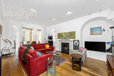 3 bedroom flat for sale, Kings Gardens, Hove, East Sussex, BN3