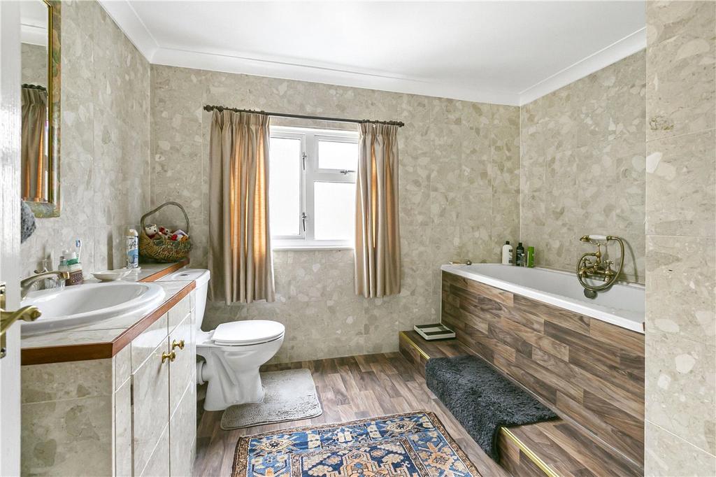 Upstairs Bathroom