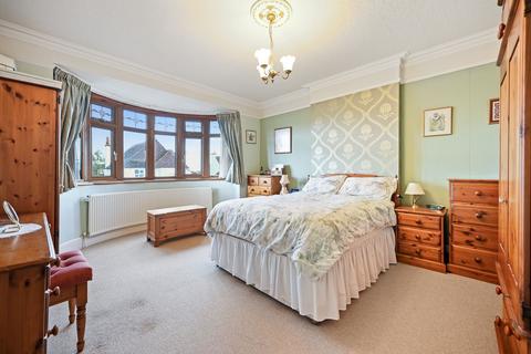 4 bedroom detached house for sale, Holland Avenue, Cheam, SM2