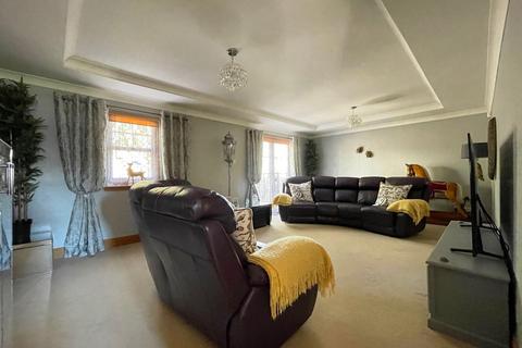 5 bedroom detached house for sale, 2 Pitcairnie Lane, Carnbo, KY13
