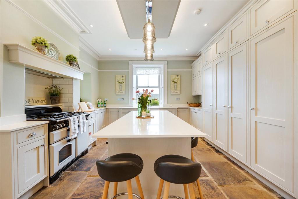 Kitchen/Breakfast