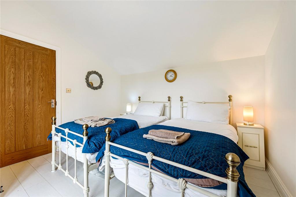 Clock Cottage