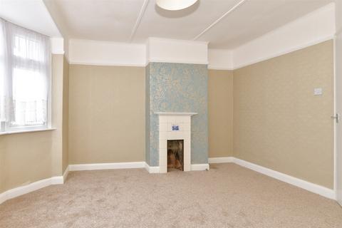 4 bedroom end of terrace house for sale, Northumberland Avenue, Welling, Kent