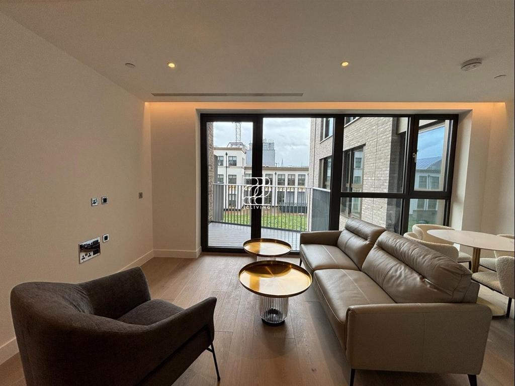 Dispatch house, 4 paragon square, london wc1 x