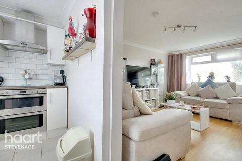 1 bedroom maisonette for sale, Vardon Road, Stevenage