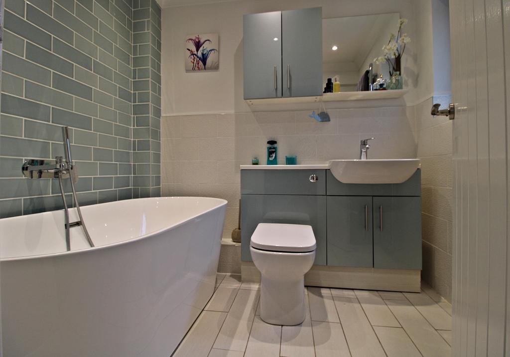 Ensuite Bathroom