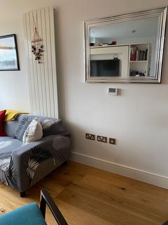 1 bedroom flat to rent, Molesworth St, London SE13