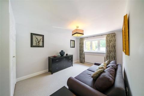 Yardarm Birdhaven, Wrecclesham, Farnham, GU10 4PB