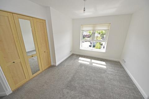 2 bedroom flat to rent, Kincaid Court, Greenock, Inverclyde, PA15