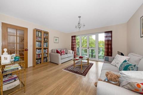 2 bedroom apartment for sale, Highwood Close, East Dulwich, London, SE22