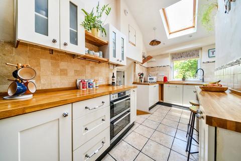 2 bedroom end of terrace house for sale, Bickleigh, Devon