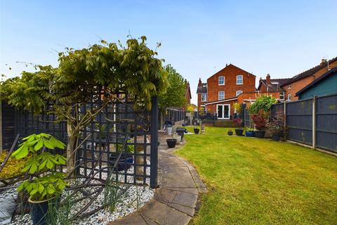 26 Podsmead Road, Gloucester, GL1 5PA