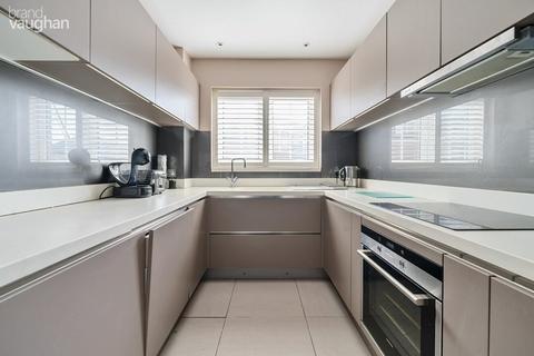 undefined, Wellington Court, The Strand, Brighton, BN2
