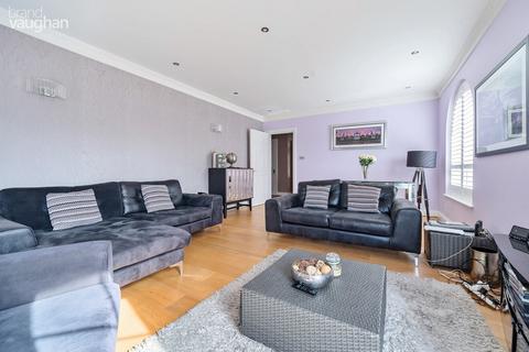 undefined, Wellington Court, The Strand, Brighton, BN2
