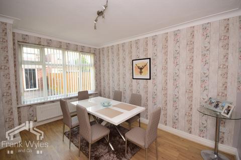 3 bedroom end of terrace house for sale, Burnside Avenue, Blackpool, FY4 4AF