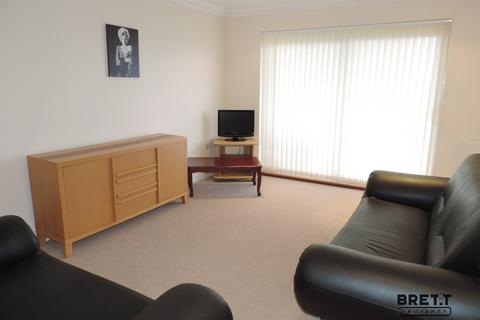2 bedroom flat to rent, 6 Fermoy House, Charles Street, Milford Haven, Pembrokeshire. SA73 2JE