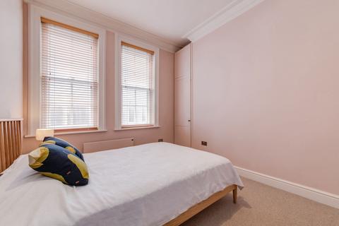 2 bedroom flat to rent, Bedford Court Mansions Bedford Avenue, London WC1B