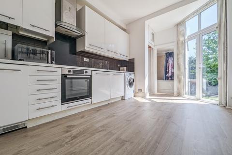 2 bedroom flat to rent, Sevington Road, Hendon, London, NW4