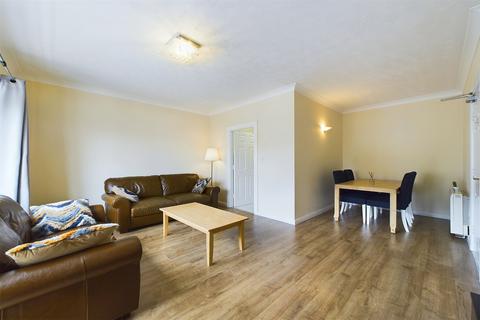 2 bedroom flat to rent, Sallyport House, City Road, Newcastle Upon Tyne