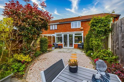 3 bedroom terraced house for sale, Comet Way, Christchurch, Dorset, BH23
