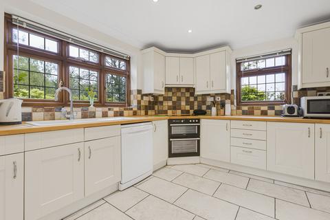 3 bedroom detached house for sale, The Grove Mews, Grendon Underwood, HP18