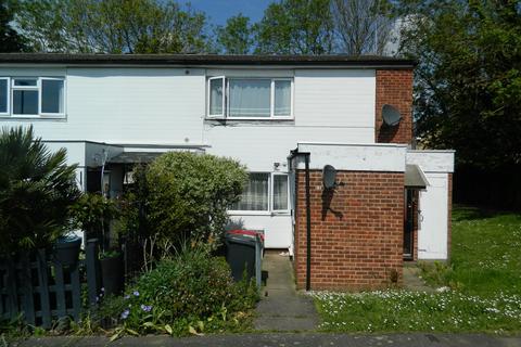 1 bedroom maisonette to rent, Burgett Road, Slough SL1