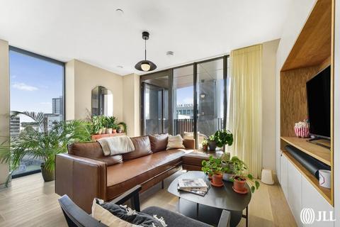 2 bedroom flat for sale, Malt House, Barley Lane, London, E15