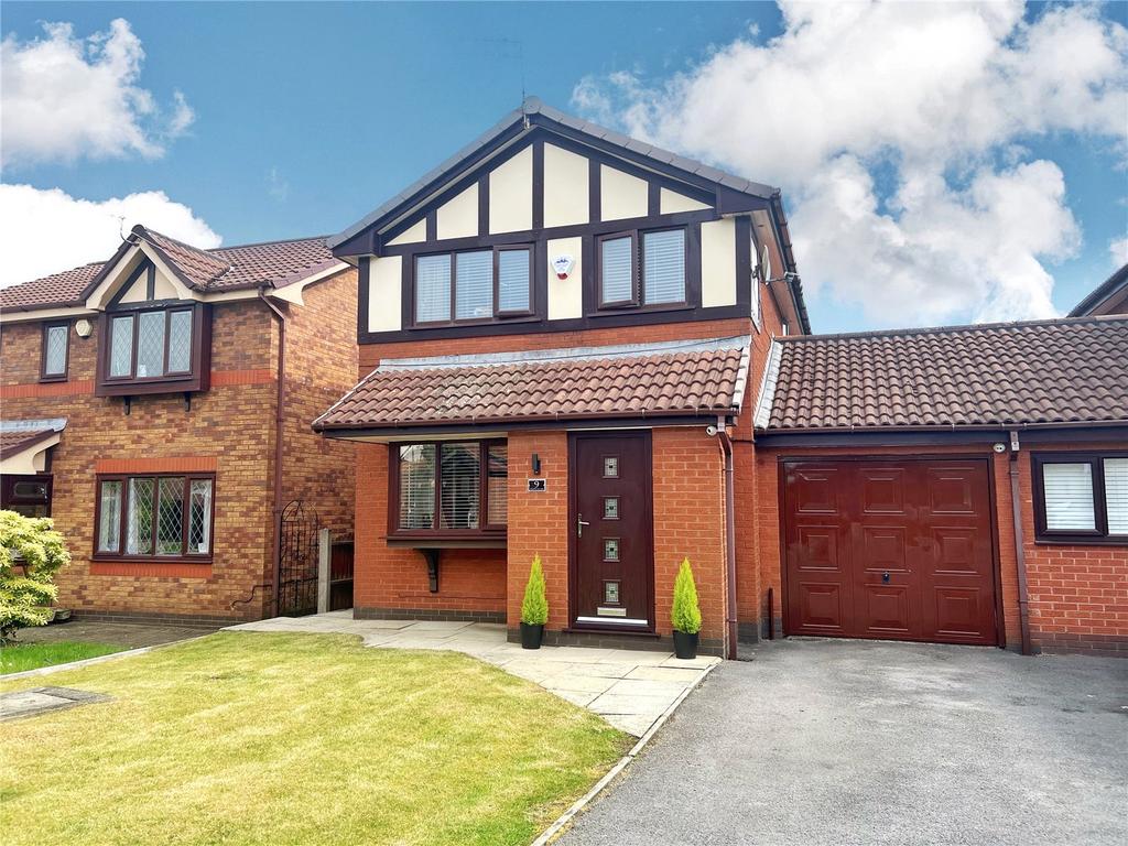 Martingale Way, Droylsden... 3 bed detached house for sale £320,000