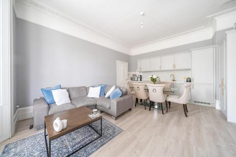 Flat 2, 20 Southend Crescent, London, SE9 2SB