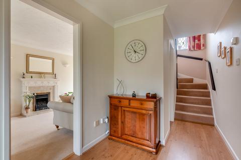 2 Kings Close, Kings Worthy, Winchester, SO23 7TE