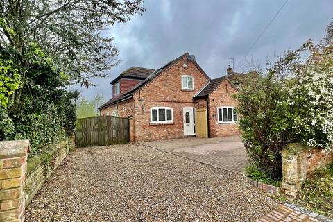 Oakdene Oak Road, Cowthorpe, Wetherby, LS22 5EY