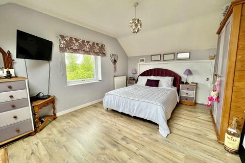 Oakdene Oak Road, Cowthorpe, Wetherby, LS22 5EY