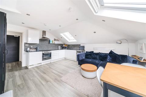 2 bedroom apartment for sale, Staines-upon-Thames, Surrey TW18