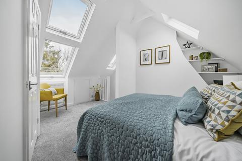 3 bedroom terraced house for sale, Middlebridge Street, Romsey, Hampshire, SO51